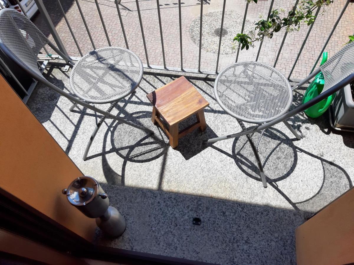 Appartement Ca' De' Mumi à Luino Extérieur photo