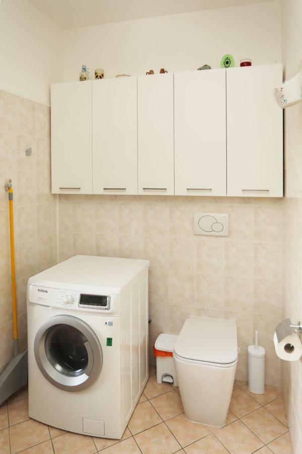 Appartement Ca' De' Mumi à Luino Extérieur photo